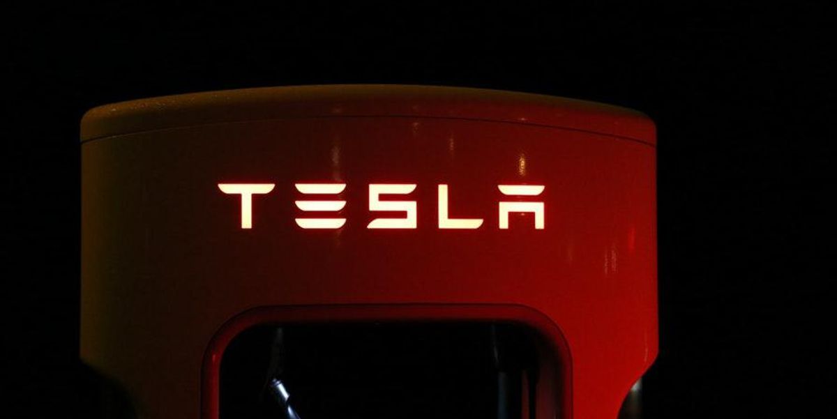 Tesla Sells Significant Bitcoin Stake
