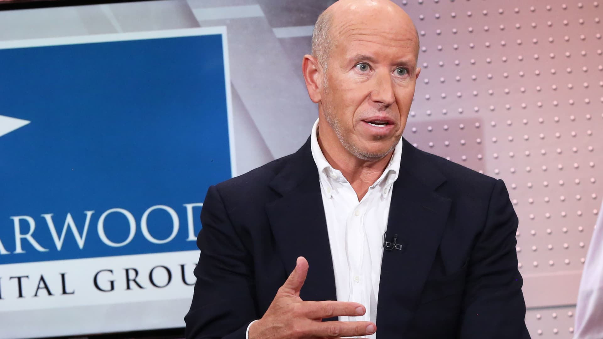 Barry Sternlicht says 'unbelievable calamities' ahead if the Fed keeps hiking
