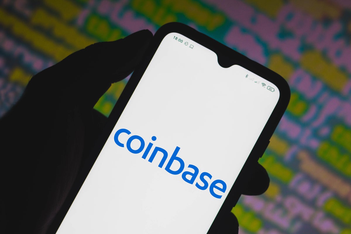 Coinbase Users Who Made Wild Profits From 'Pricing Glitch' Are In For Legal Trouble - Bitcoin (BTC/USD), Coinbase Global (NASDAQ:COIN)