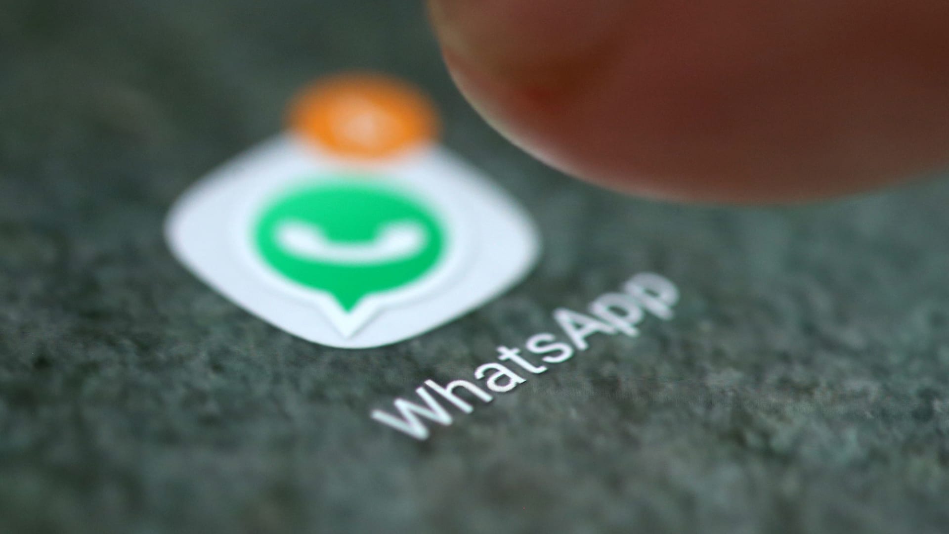 WhatsApp back online after global outage