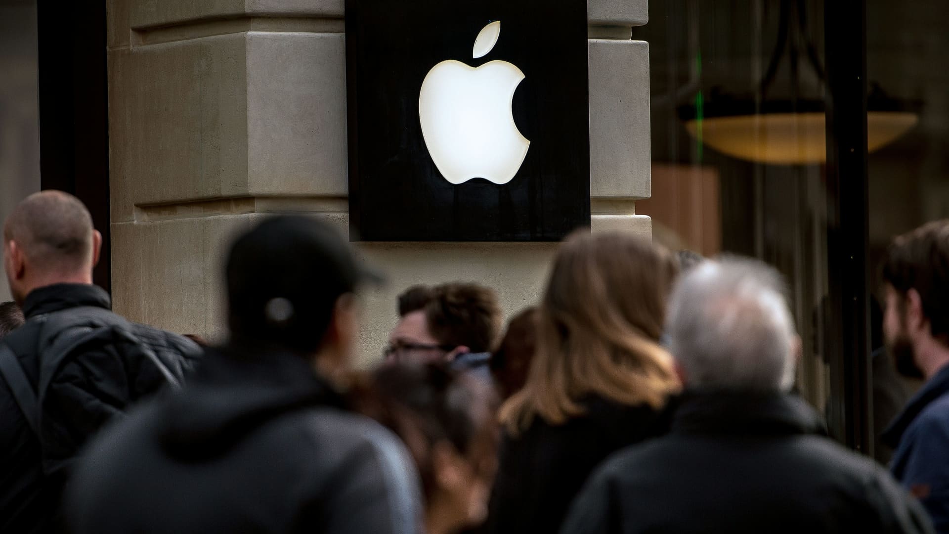French court slashes Apple antitrust fine in blow to European regulators