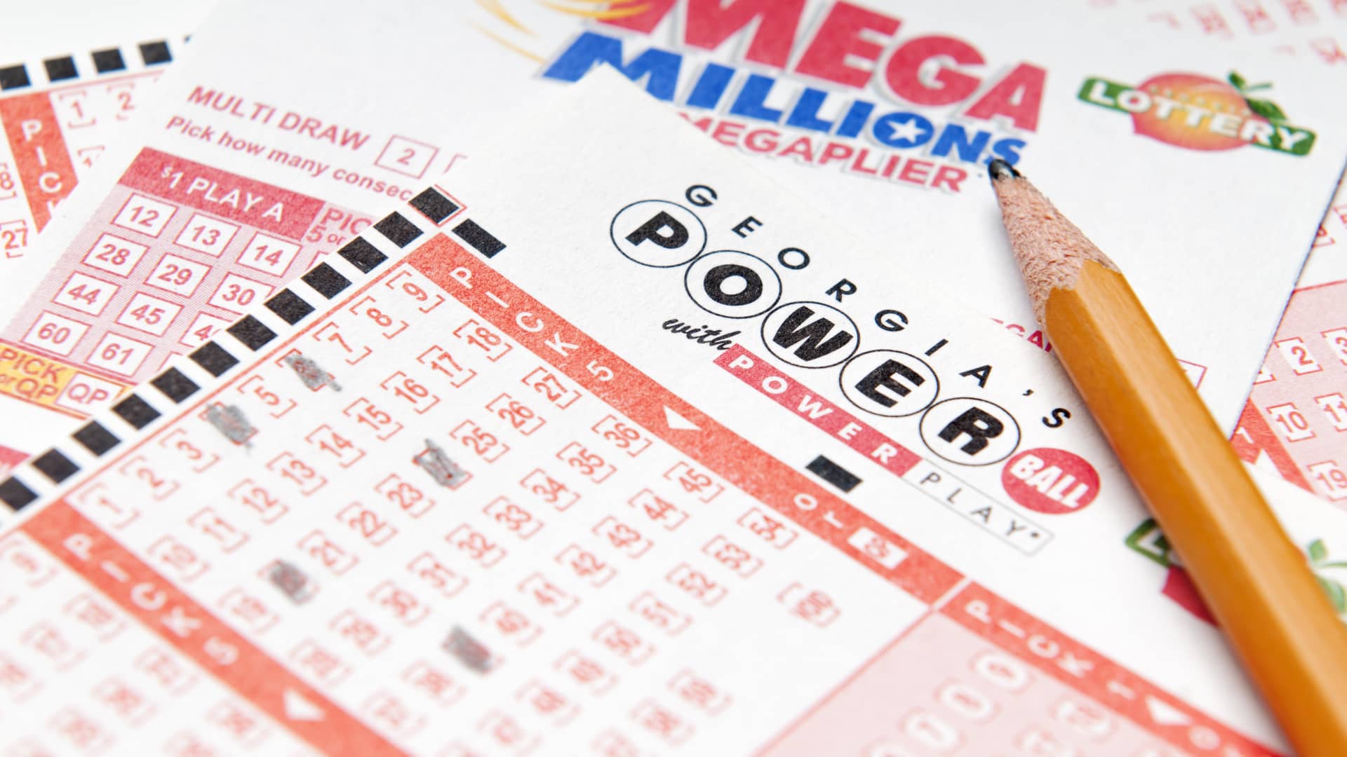 Powerball and Mega Millions jackpots are both above $400 million