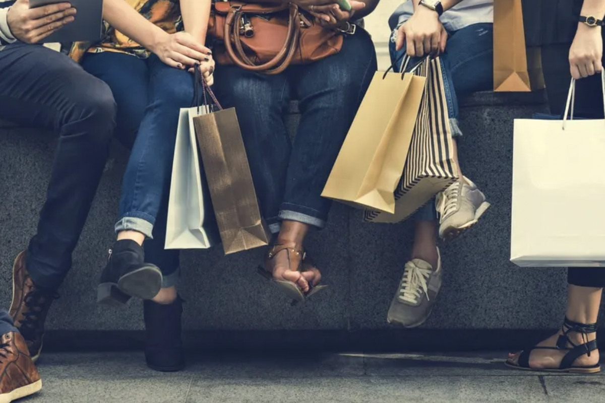 Black Friday Online Sales Top $9B In New Record: What Were Shoppers Buying? What's Ahead For Cyber Monday? - Shopify (NYSE:SHOP)
