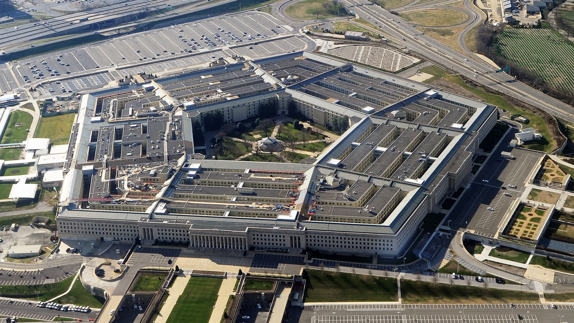 Amazon, Google, Microsoft, Oracle get $9 billion Pentagon cloud deal