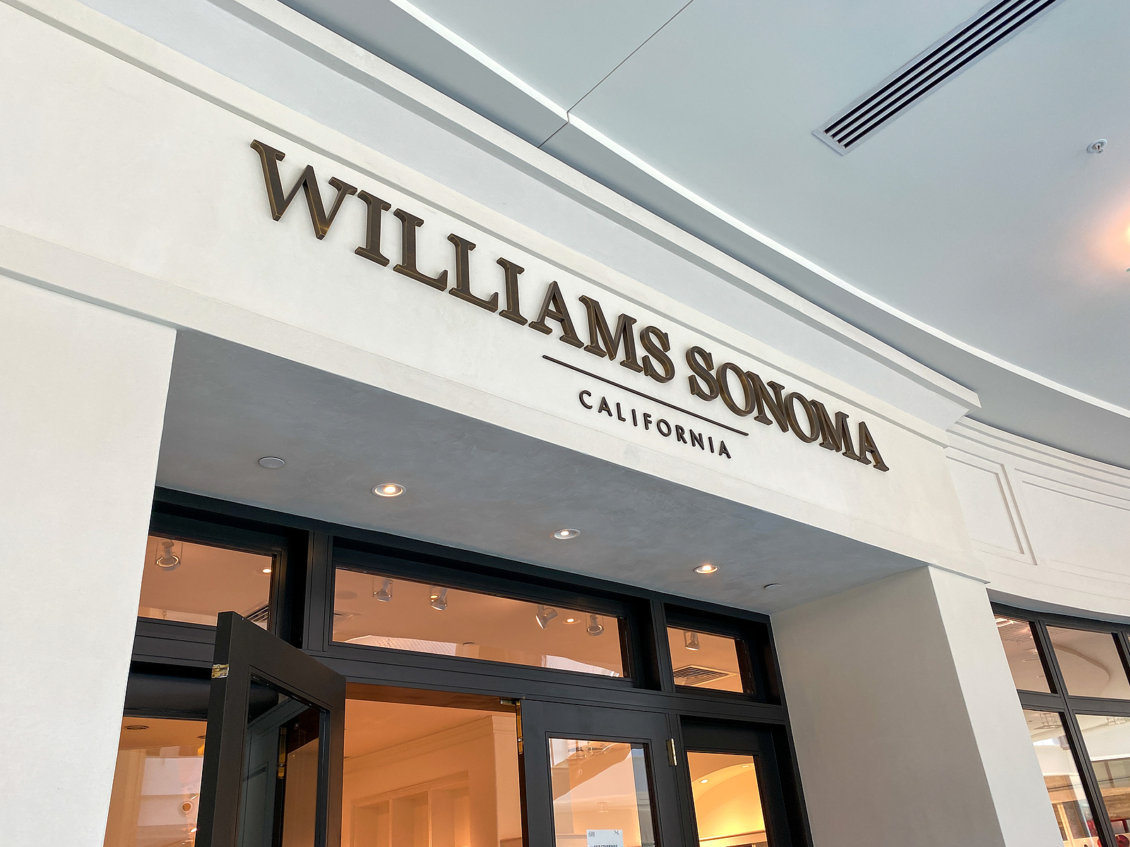 Williams Sonoma WSM stock news and analysis