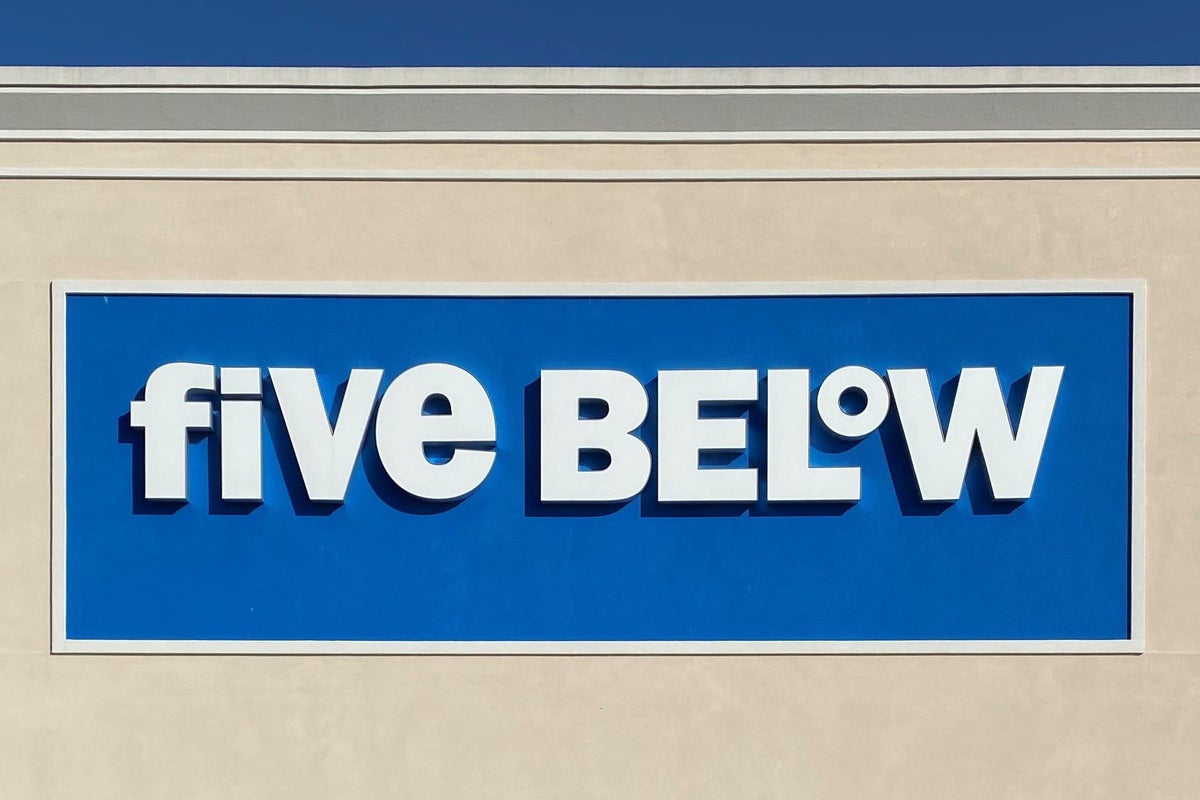 Shares Of Value Retailer Five Below Are On Sale After The Bell: What's Causing The Fall? - Five Below (NASDAQ:FIVE)
