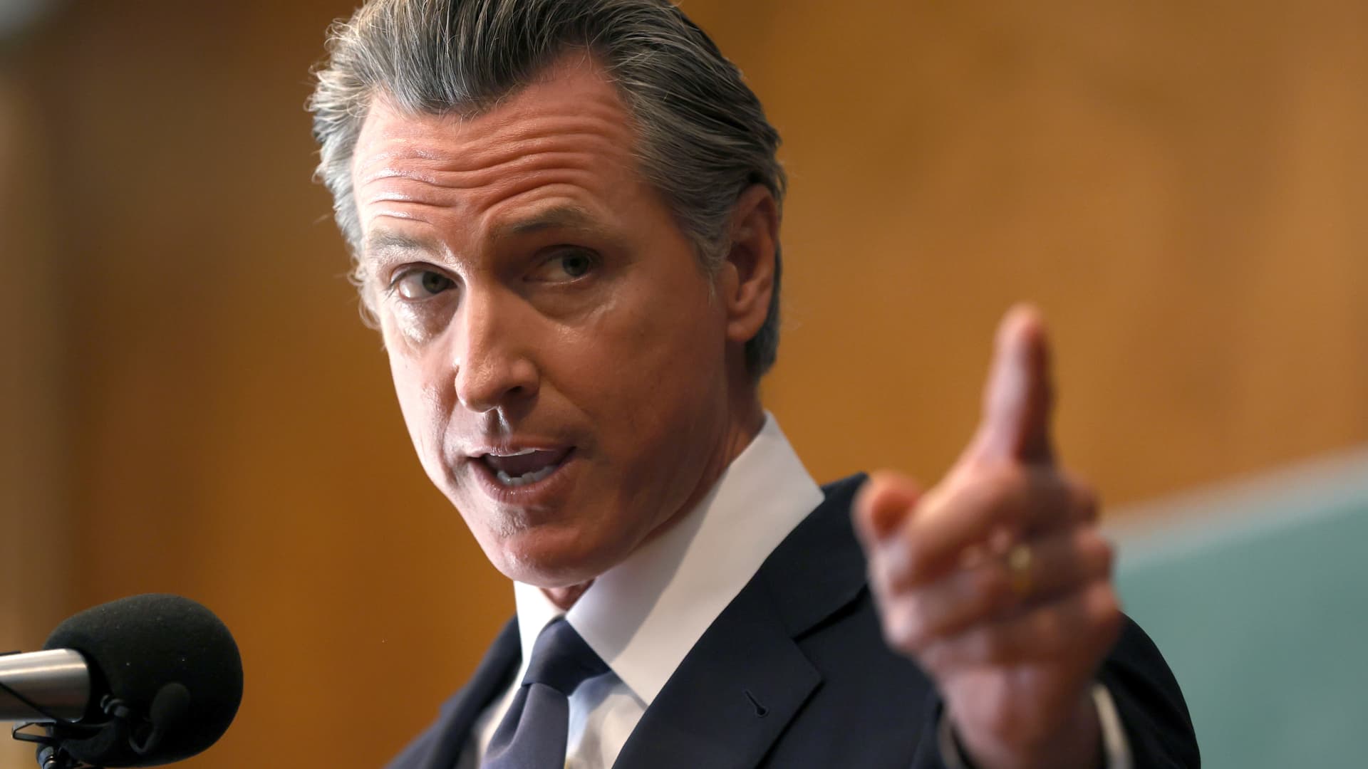 California governor Newsom says state won't do business with Walgreens