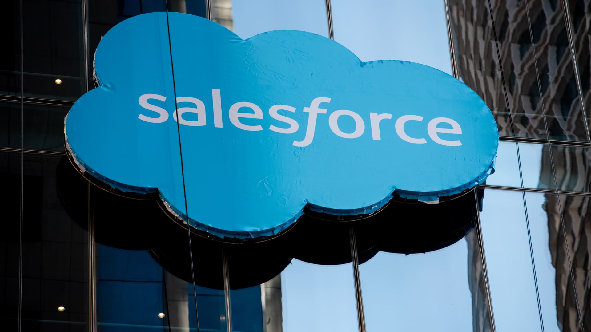 Elliott nominates slate of directors to Salesforce board, sources say