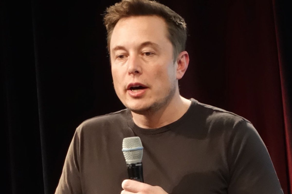 Elon Musk Blasts Substack In Heated Feud Over Platform's Rival Product To Twitter: 'Obviously Untrusted'