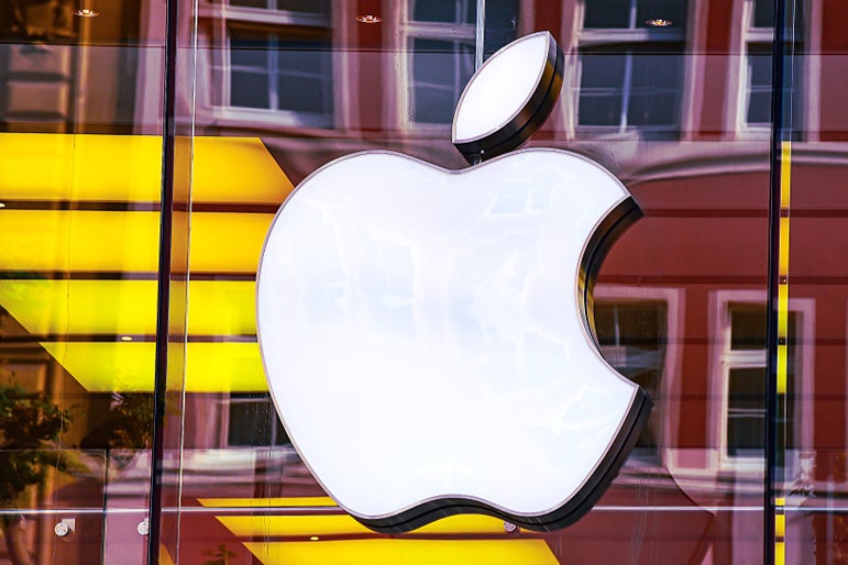 Apple Digital Services Hit By Massive Outage - Apple (NASDAQ:AAPL)