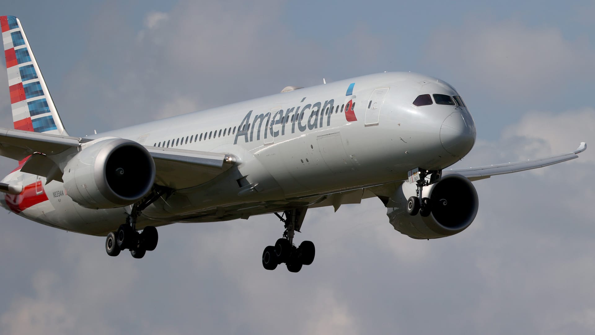 American Airlines (AAL) earnings Q1 2023