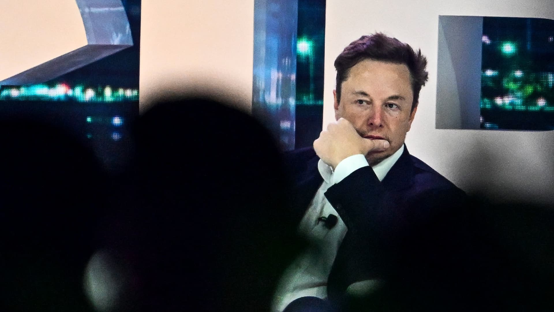 Elon Musk met with Schumer to discuss A.I. regulation