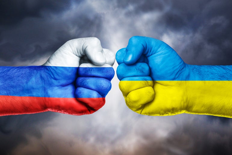 Putin Envoy Gets Punched By Zelenskyy's Official For Tearing Off Ukrainian Flag