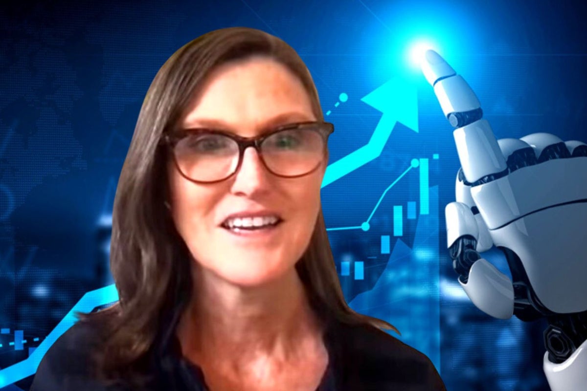 Cathie Wood Envisions Your New Career In AI-Driven Future: 'We're All Going To Become Programmers' - Alphabet (NASDAQ:GOOG), Alphabet (NASDAQ:GOOGL)