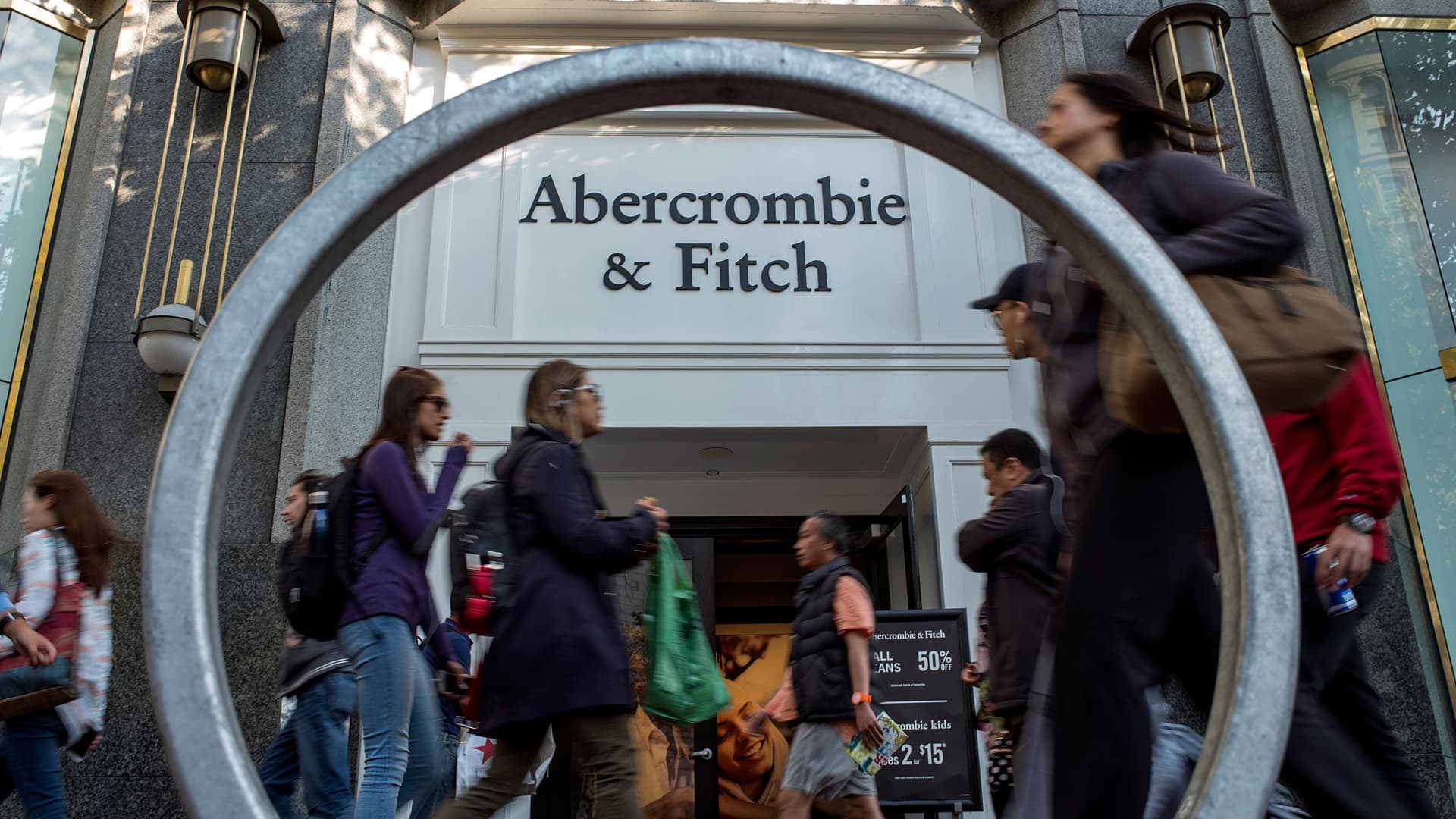 Abercrombie & Fitch ANF Q1 earnings report 2023