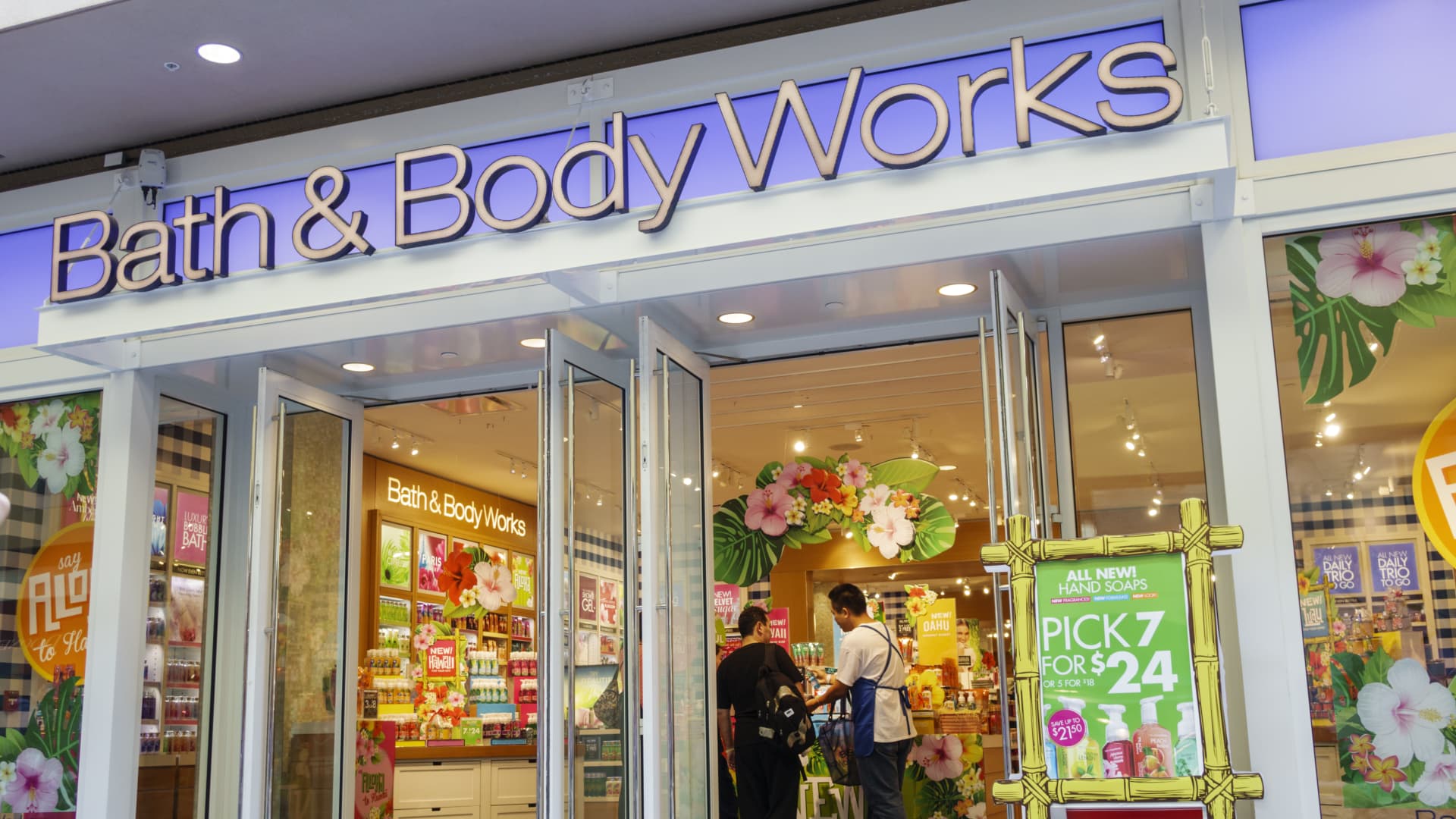 Bath & Body Works BBWI Q1 earnings report 2023