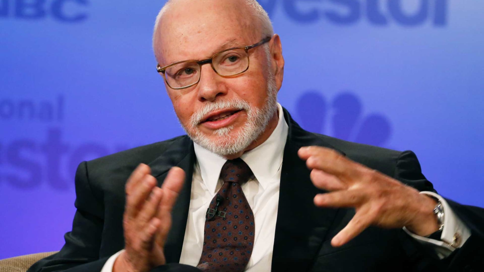 Elliott Management bets on this small media stock, ditches News Corp