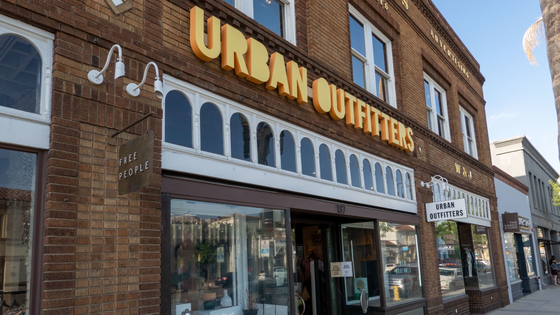 Urban Outfitters URBN Q1 earnings report 2023