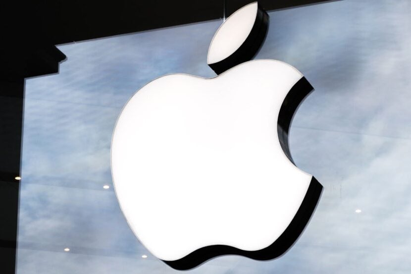 Apple's Next 'Industry-Shifting Product' Arrives Monday, Says Gurman Ahead Of WWDC's Unveiling Of MR Headset: 'It's Hard To Bet Against The Company' - Apple (NASDAQ:AAPL)