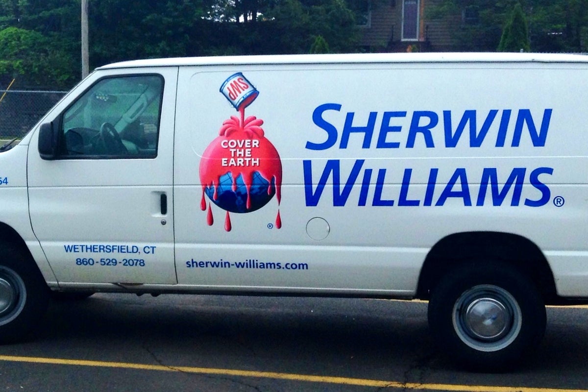 Why You Should Hold Onto Sherwin-Williams Stock For Now - Sherwin-Williams (NYSE:SHW)