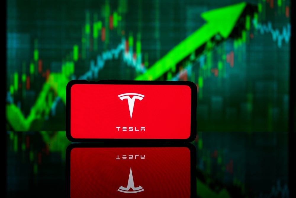 How Much Tesla Shorts Lost Amid Stock’s 11-Session Rally - Tesla (NASDAQ:TSLA)