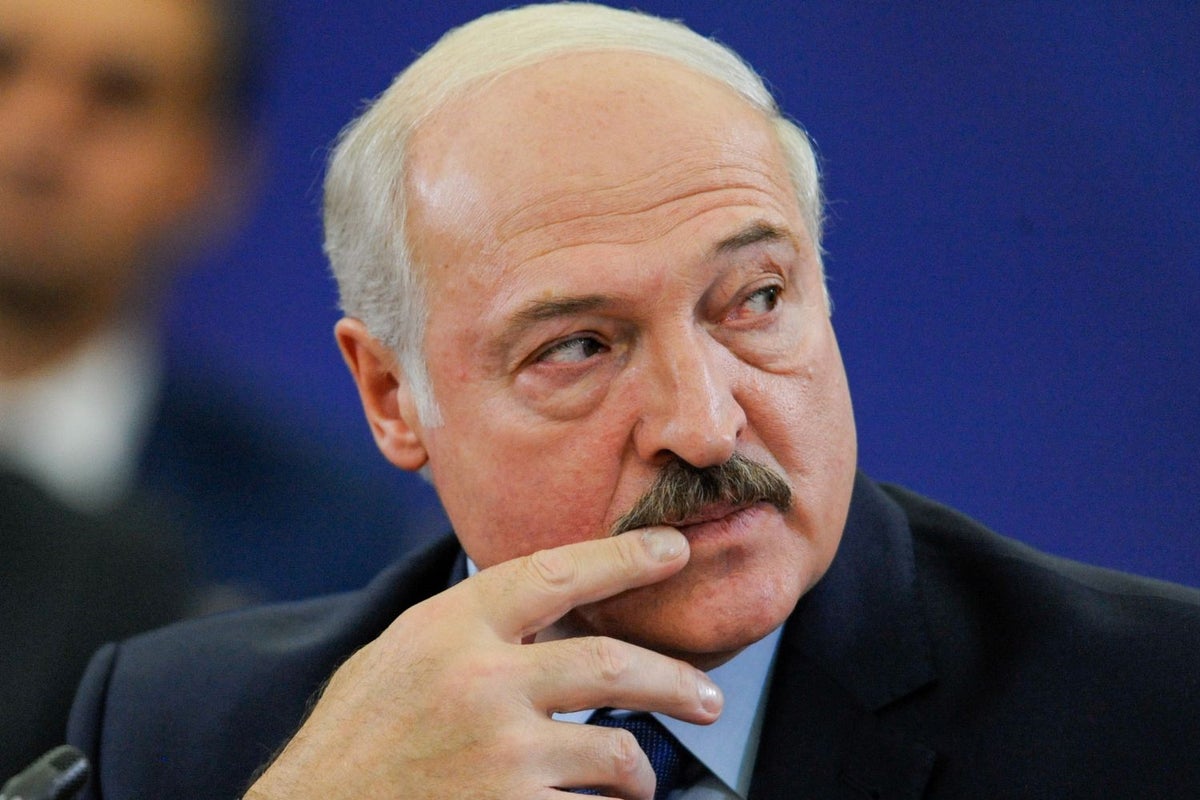 Wagner Mercenaries To Turn Back, As Belarus' Lukashenko Brokers Deal
