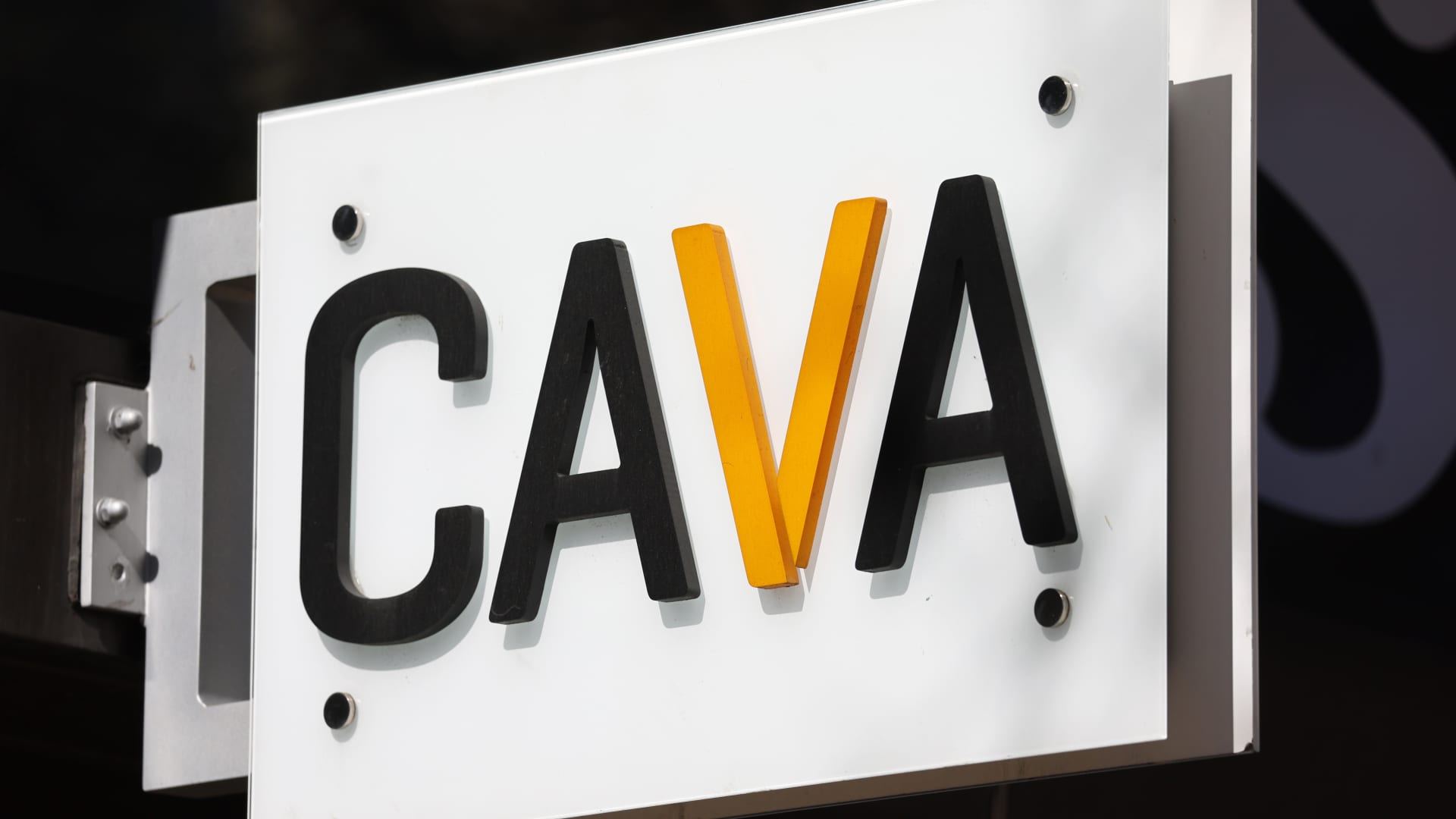 Cava prices IPO at $22 per share, above stated range