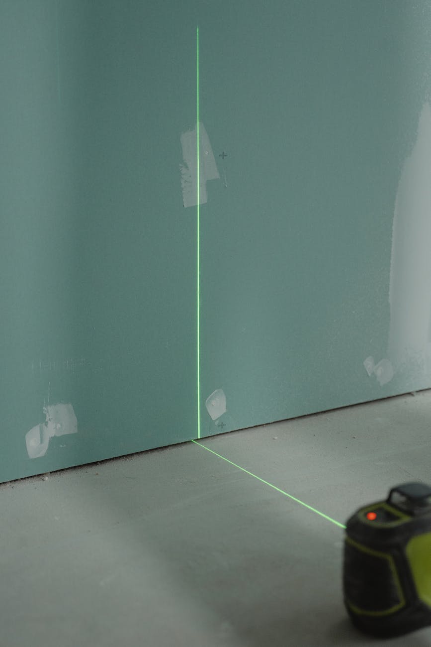 laser light from a laser level tool