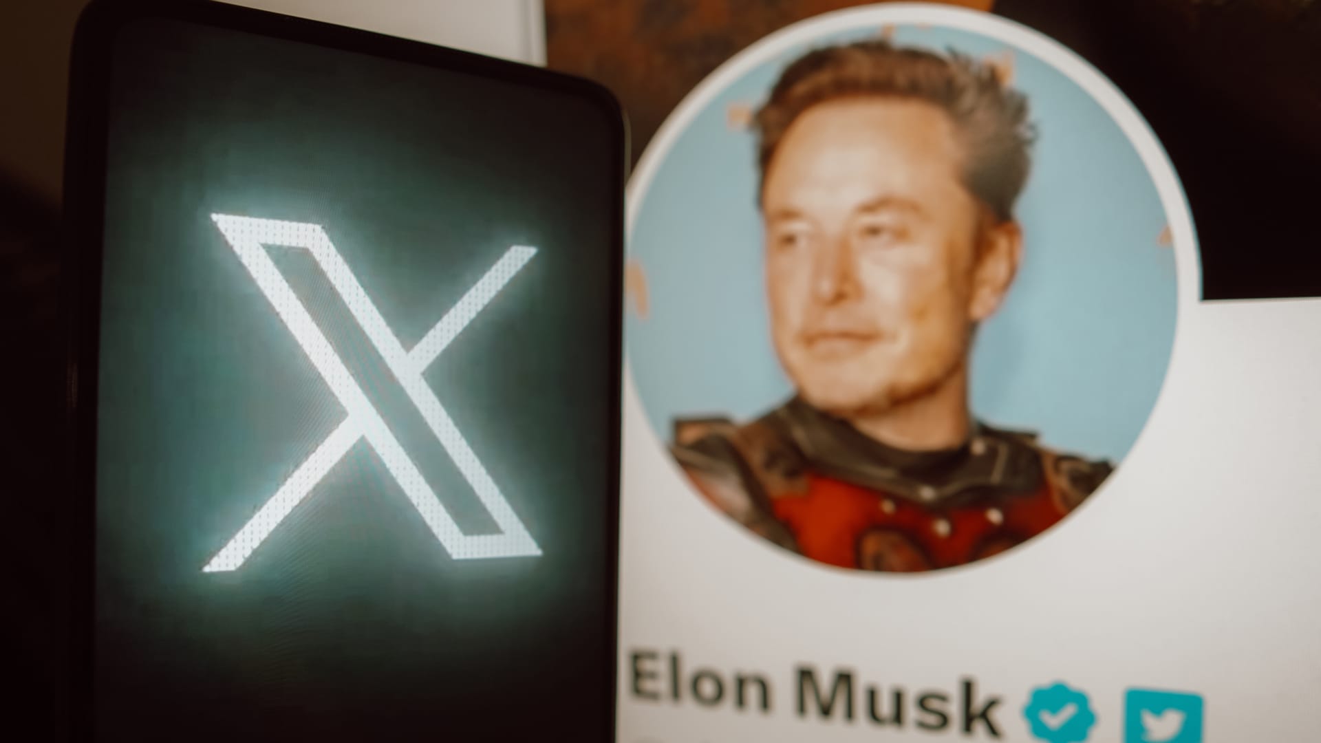 Elon Musk risks more damage to Twitter business after name change to X