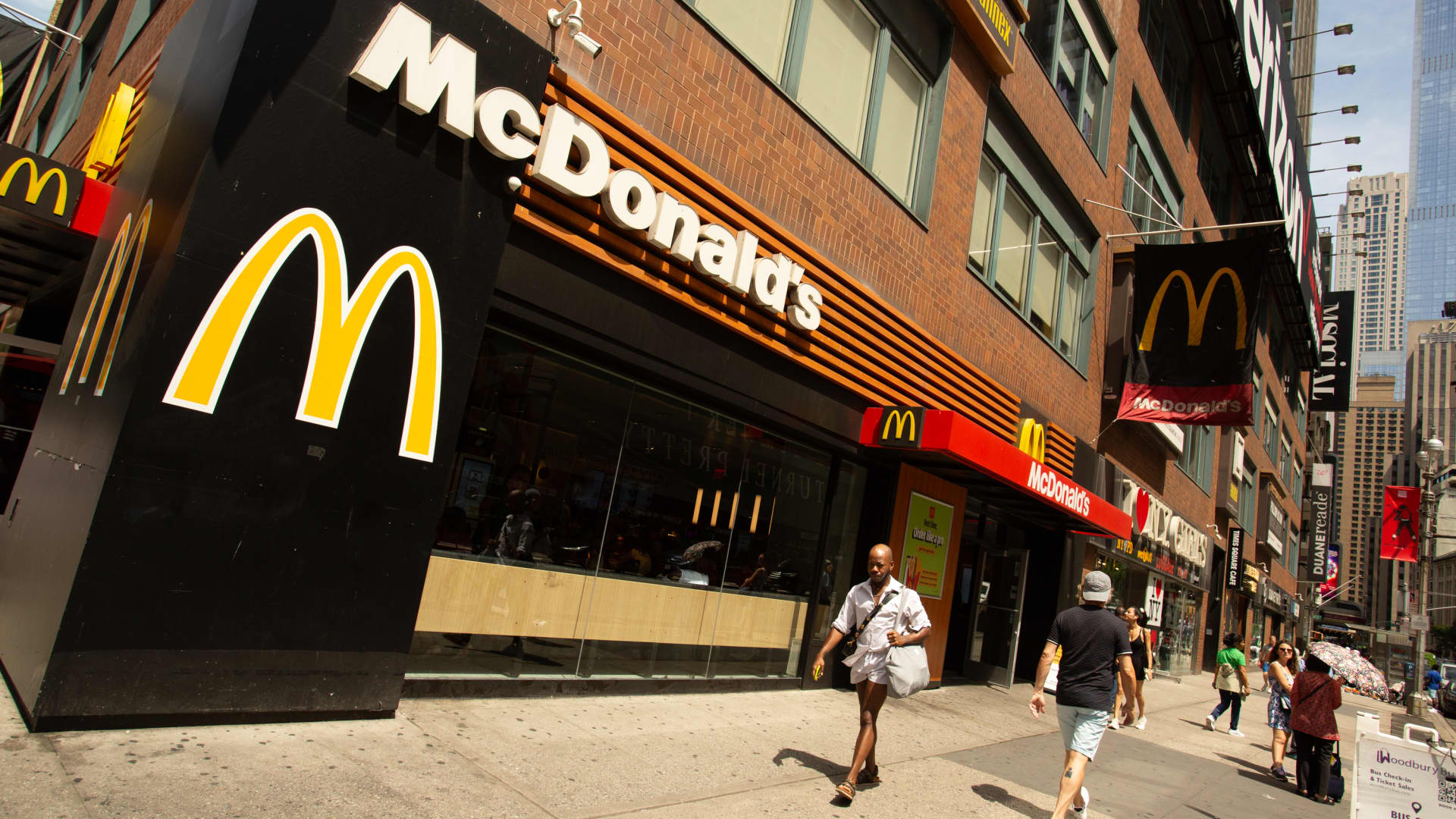 McDonald's, Chipotle among restaurant earnings winners and losers