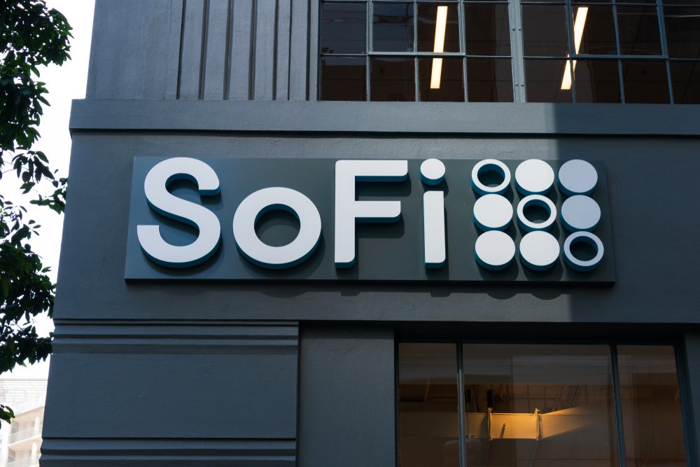 Students Just Started Paying Their Loans Back, SoFi Analyst Sees A Tailwind - SoFi Techs (NASDAQ:SOFI)