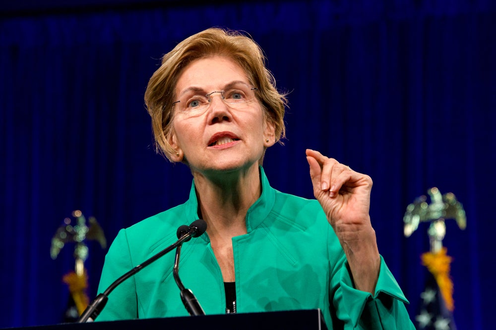 Elizabeth Warren Says GM, Ford, Stellantis Made A Killing And Earned Billions: 'Record Profits Should Mean A Record Contract' For UAW Workers - Stellantis (NYSE:STLA), Ford Motor (NYSE:F), General Motors (NYSE:GM)
