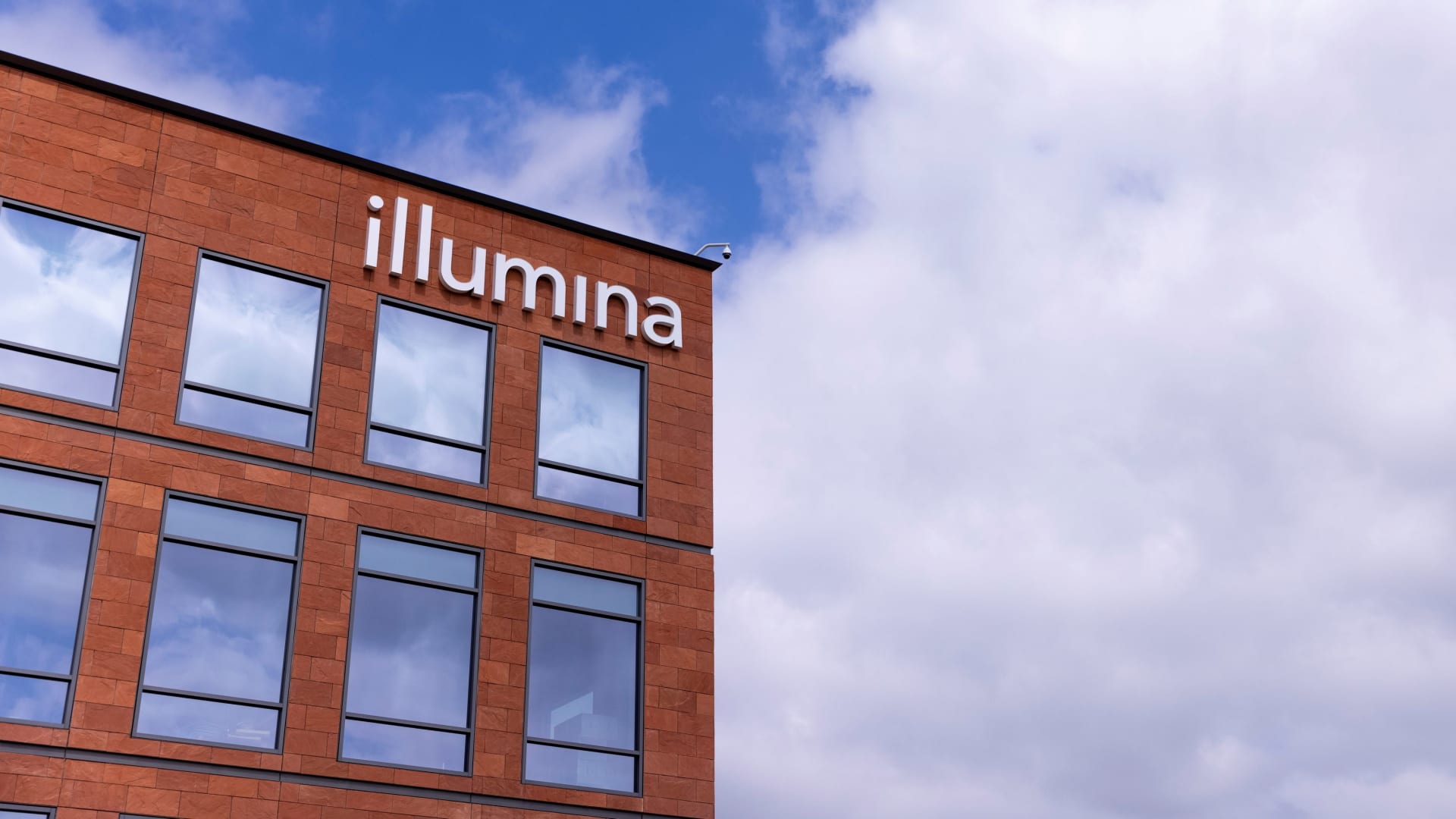 Illumina names CEO Jacob Thaysen after Icahn proxy fight over Grail