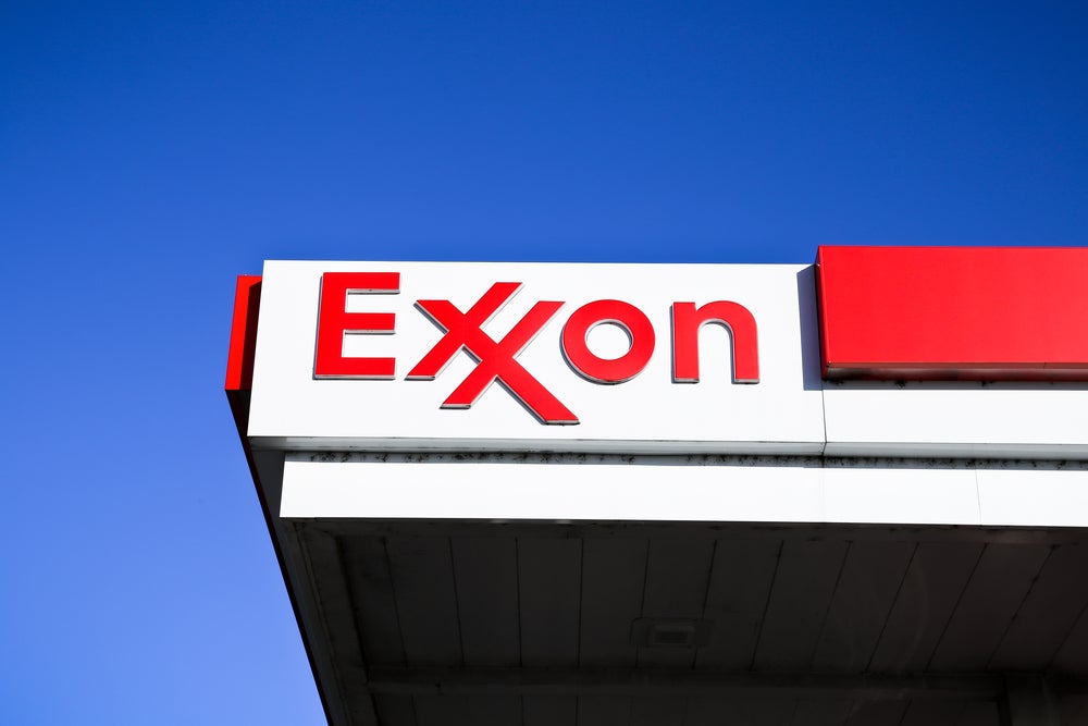 Exxon Mobil Reportedly In Advanced Talks Over $250-Per-Share Acquisition Of Pioneer Natural Resources - Exxon Mobil (NYSE:XOM), Pioneer Natural Resources (NYSE:PXD)