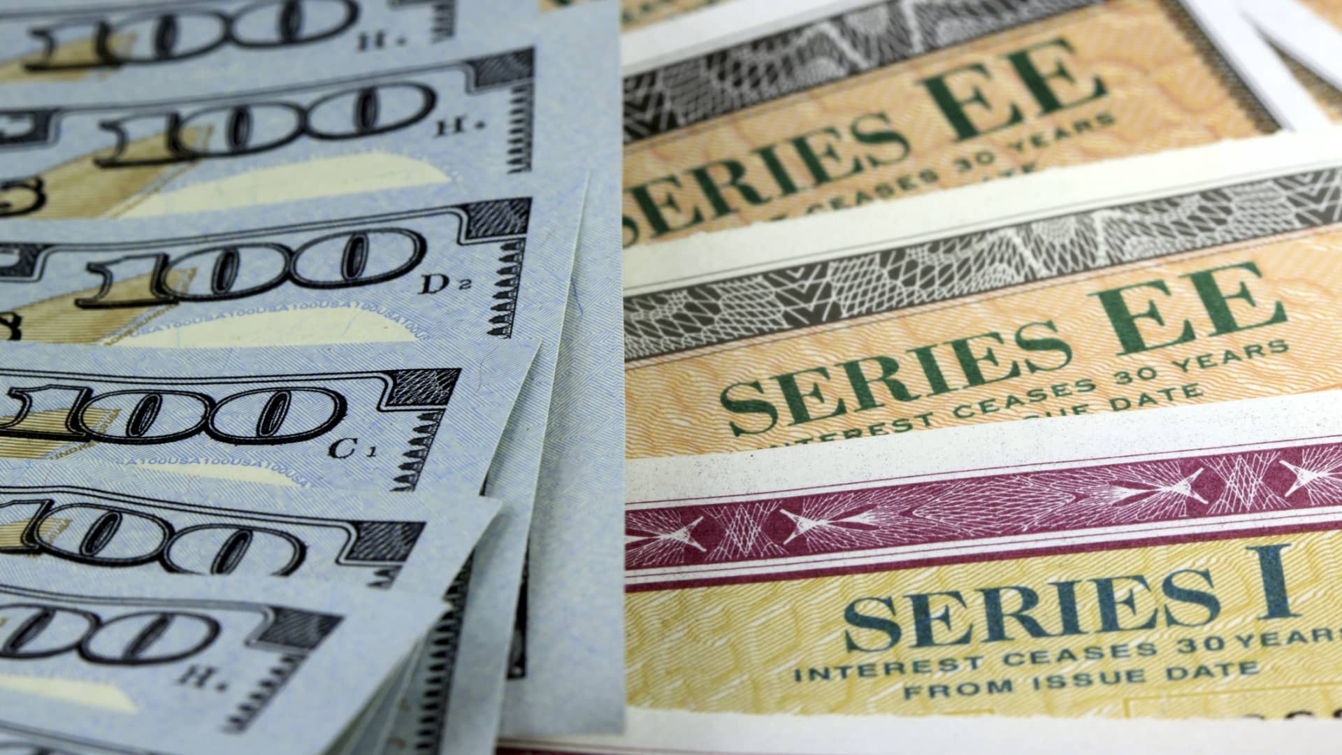 Series I bonds rate could top 5% in November. Here's what to know
