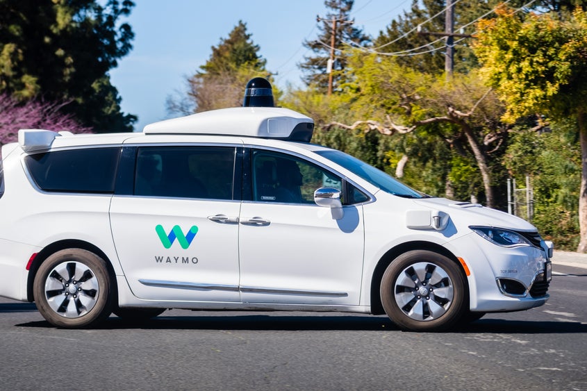 Get Ready For Driverless Rides In Phoenix As Uber Collaborates With Waymo - Alphabet (NASDAQ:GOOG), Alphabet (NASDAQ:GOOGL), Uber Technologies (NYSE:UBER)