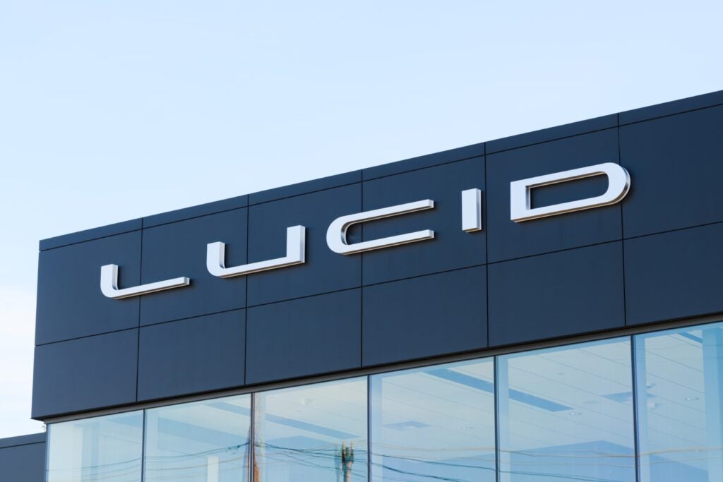 Lucid Discounts Prices Of Air Sedan By Up To $10,000 Amid Tough Industry Environment - Lucid Gr (NASDAQ:LCID), Tesla (NASDAQ:TSLA)