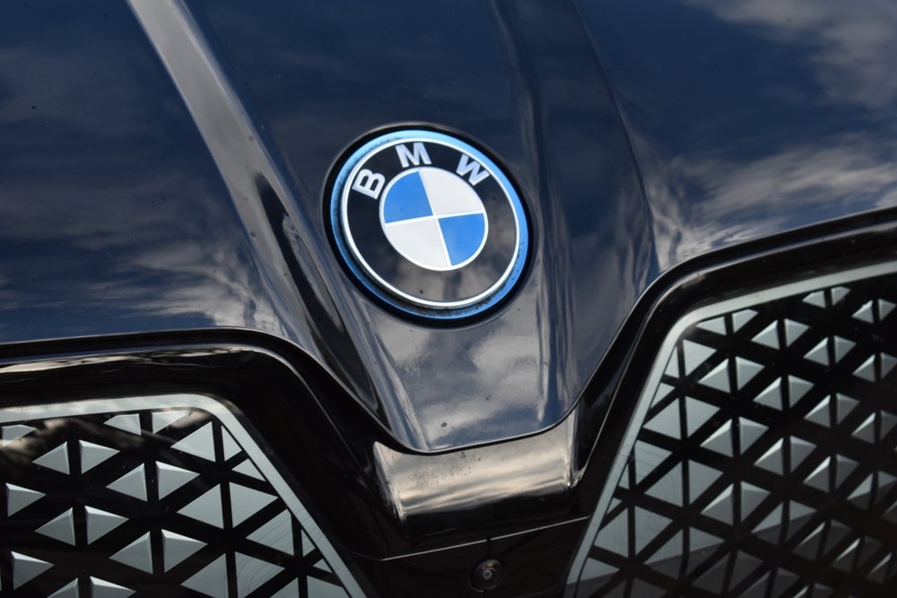 BMW Says Tesla 'Needs To Close The Gap With Us' As German Auto Giant Touts Battery Design Superiority - Tesla (NASDAQ:TSLA), BMW (OTC:BMWYY)