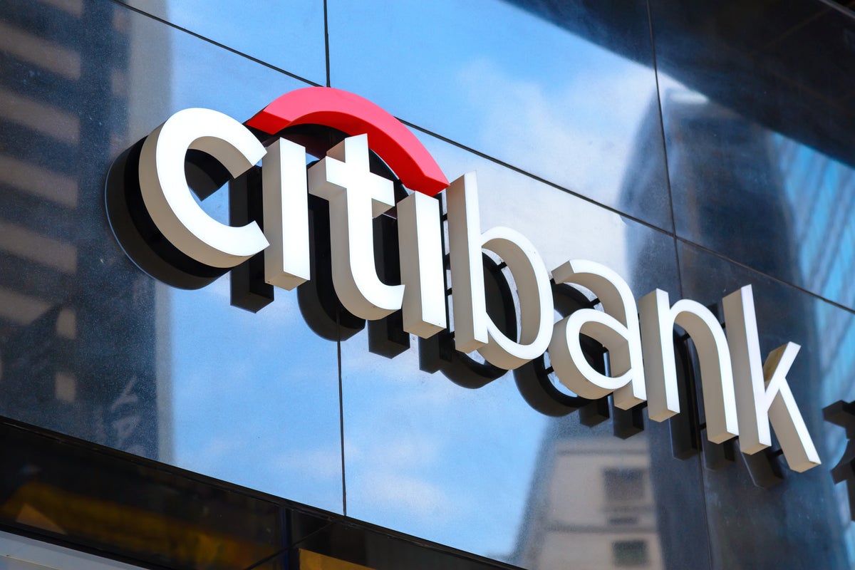 Unexpected Account Shutdowns At Major Banks Lead To Frustration, Accusations Of Discrimination - Citigroup (NYSE:C), Bank of America (NYSE:BAC), Wells Fargo (NYSE:WFC), JPMorgan Chase (NYSE:JPM)