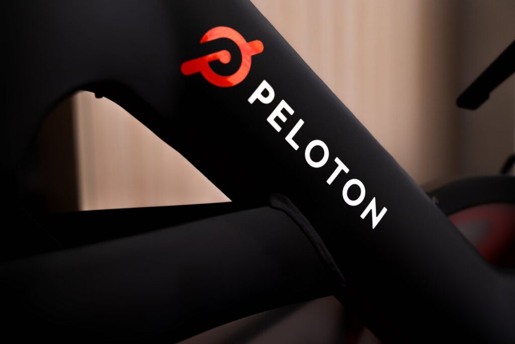 Peloton's 'Turkey Burn' Event Faces Technical Glitches, CEO Apologizes - Peloton Interactive (NASDAQ:PTON)