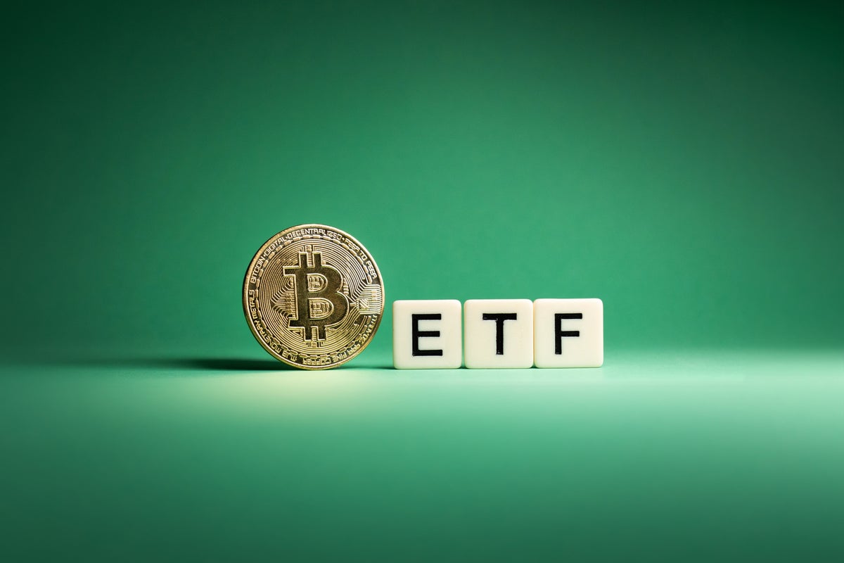 Swiss Firm Pando Asset AG Joins Bitcoin ETF Race, Seeks Nasdaq Listing For Crypto Security