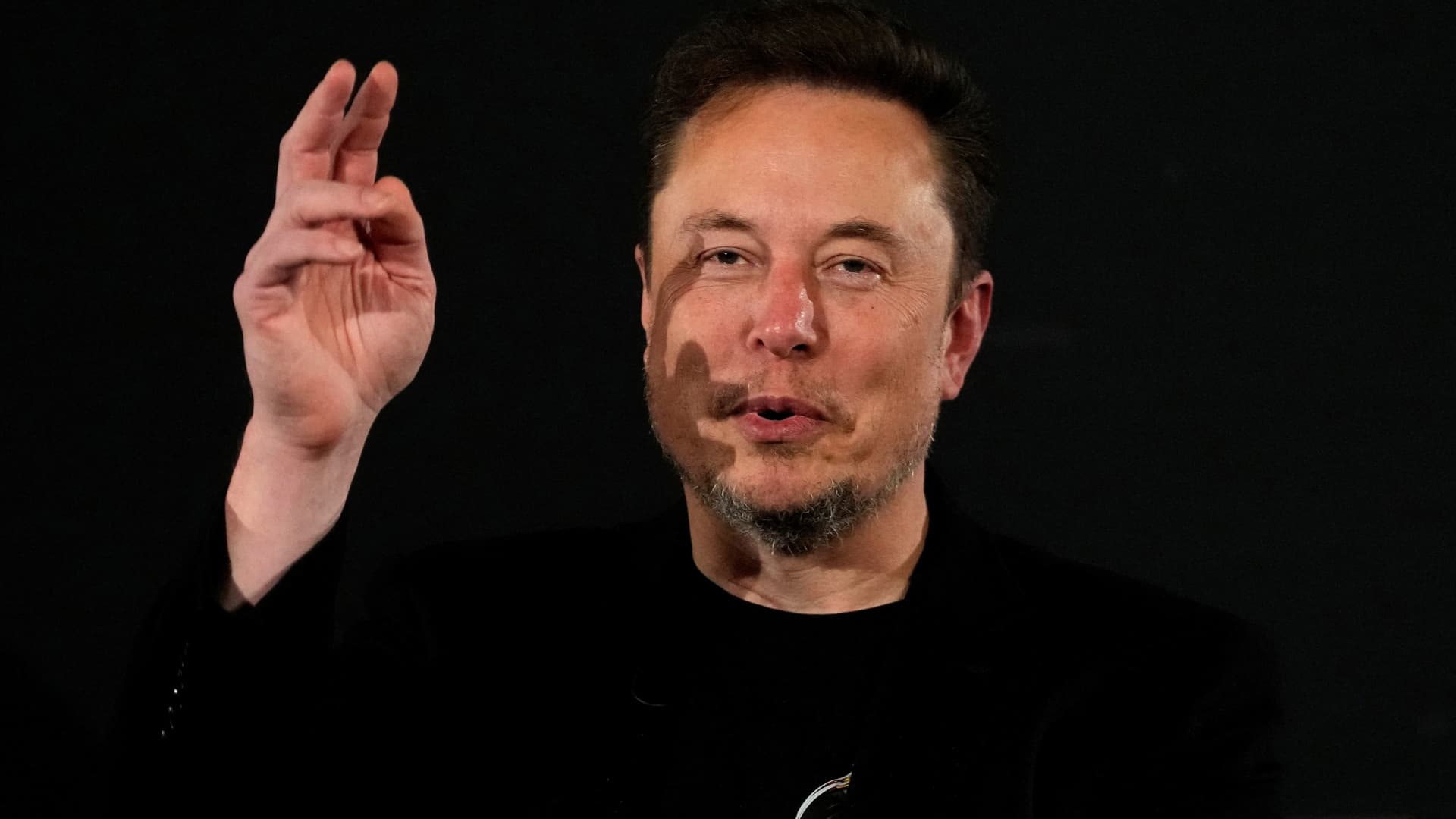 White House slams Musk antisemitic post, but says 'foolish' to drop SpaceX contracts