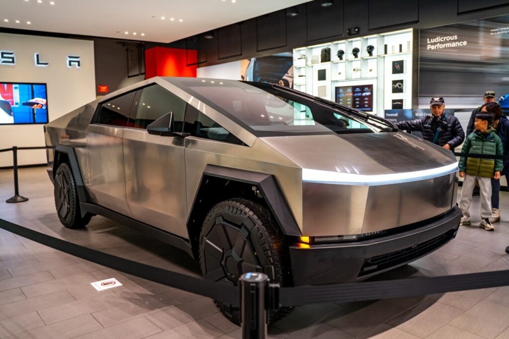 'Hard To Argue Against' Tesla's Cybertruck But Rivian Has An 'Incredibly Compelling' Product In RIT: Analyst - Tesla (NASDAQ:TSLA)