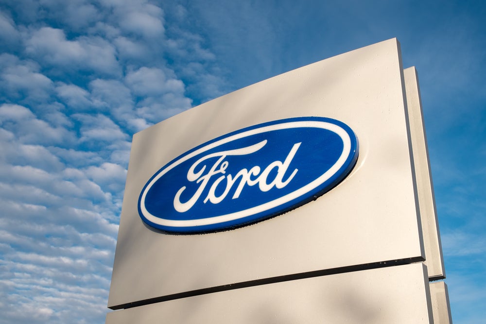 Ford's EV, Hybrid Sales Surge In November: F-150 Lightning Leads The Pack - Ford Motor (NYSE:F)