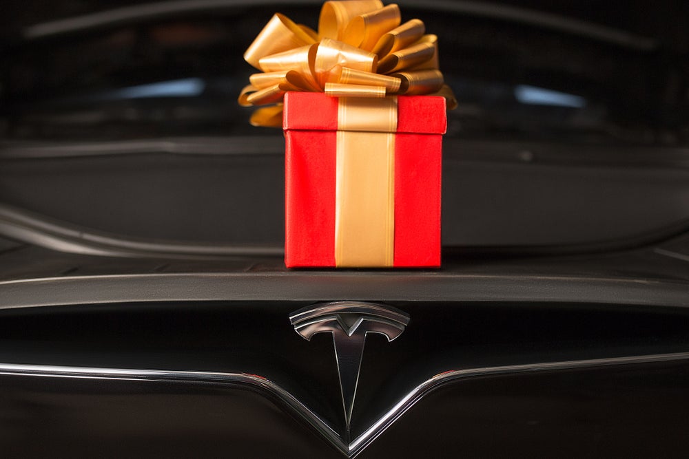 Tesla Owners Have High Expectations This Christmas; Elon Musk Admits, 'We Need To Step Up Our Game' - Tesla (NASDAQ:TSLA)