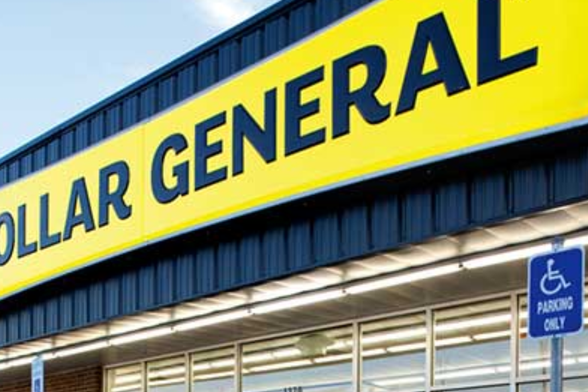 Dollar General May Have Reported Solid Q3 Performance, But This Analyst Cautions "The Path Could Be Bumpy" Ahead - Dollar Gen (NYSE:DG)