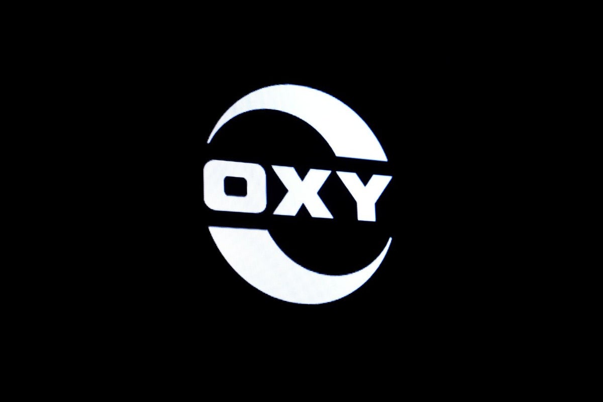 Around $589M Bet On Occidental Petroleum? Check Out These 4 Stocks Insiders Are Buying - Lovesac (NASDAQ:LOVE), Energy Transfer (NYSE:ET)
