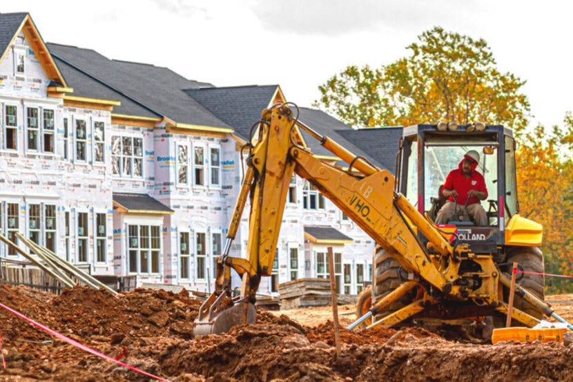 Strong Homebuilder Performance In November Hints At 2024 Tailwind For 'Plow-Horse Economy' - D.R. Horton (NYSE:DHI), Lennar (NYSE:LEN)