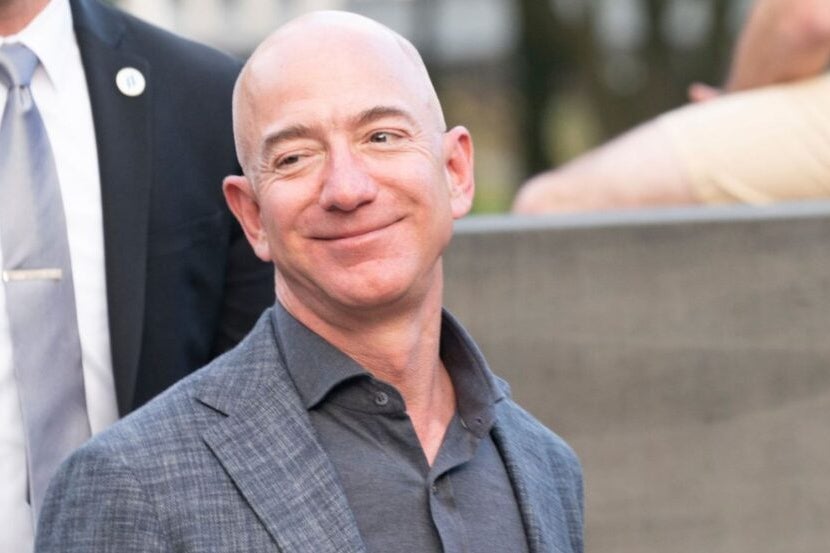 Jeff Bezos Reveals Why Amazon Did Away With Powerpoint Presentations For A 'Silent Start' Meeting Strategy - Amazon.com (NASDAQ:AMZN)