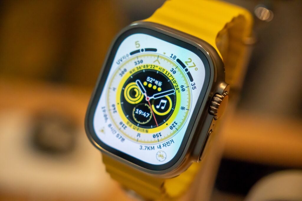 Apple Is 'Working Desperately' To Overcome Watch Import Ban With Software Redesign, Aiming For January Launch Amid Patent-Infringement Case: Report - Masimo (NASDAQ:MASI)